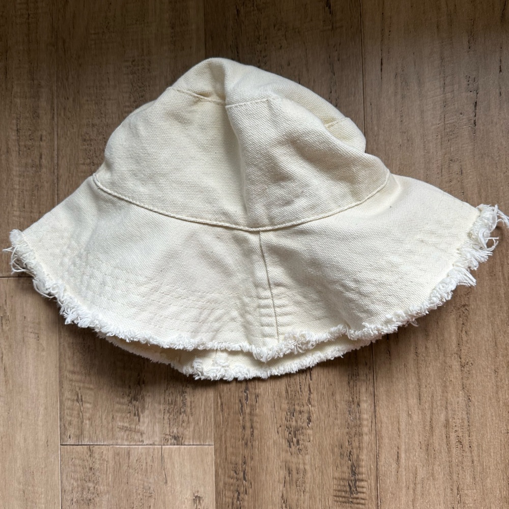 cute floppy beach hat